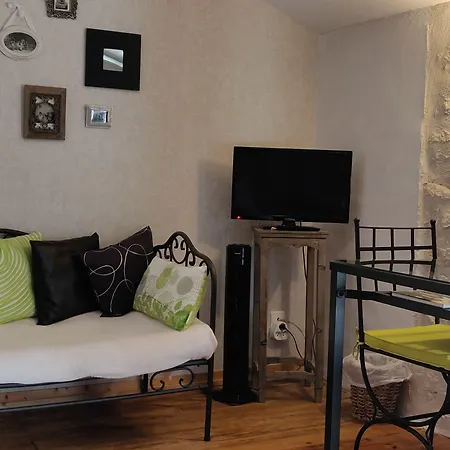 Le Clos De La Vigne 住宿加早餐酒店 Montreuil (Pays de la Loire)