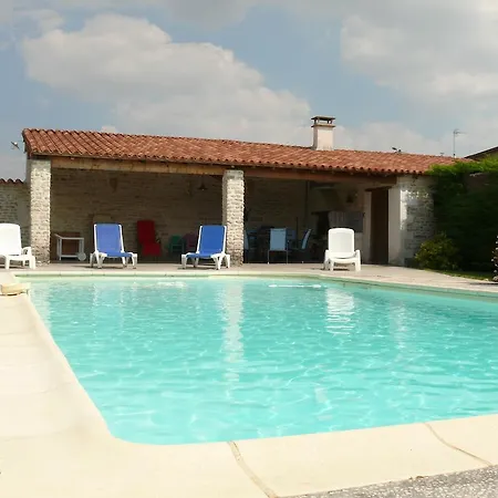 Le Clos De La Vigne Μοντρέιγ