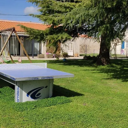 Le Clos De La Vigne 住宿加早餐酒店